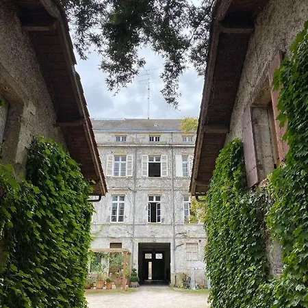 Maison M On The Dordogne Apartment